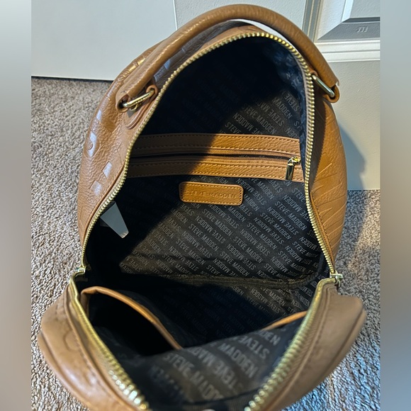 Steve Madden Small Backpack - Picture 3 of 3